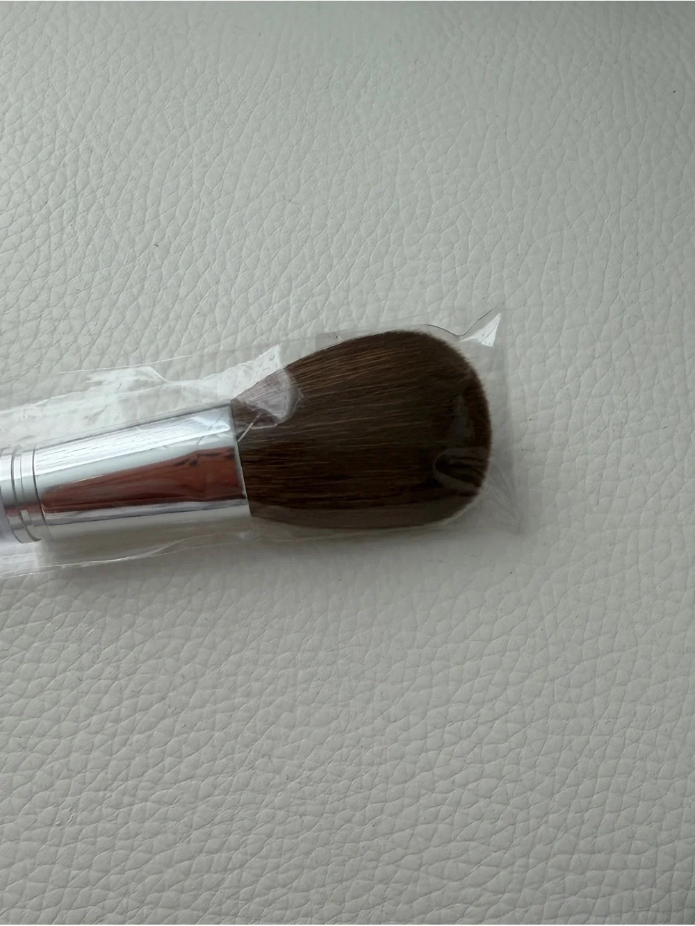Clinique  Brush